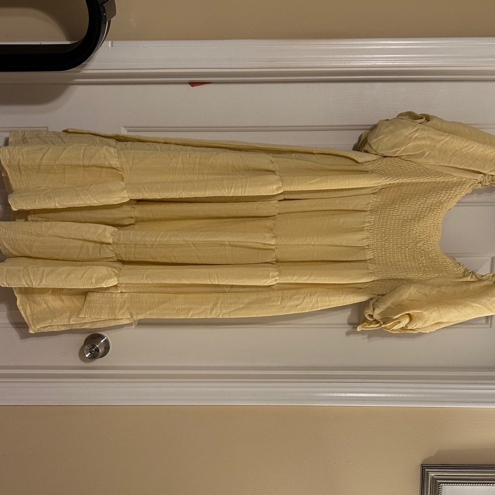 Elegant Yellow Maxi Dress